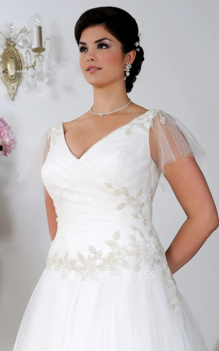 V-Neck Side-Ruched Tulle A-Line Gown With Appliques