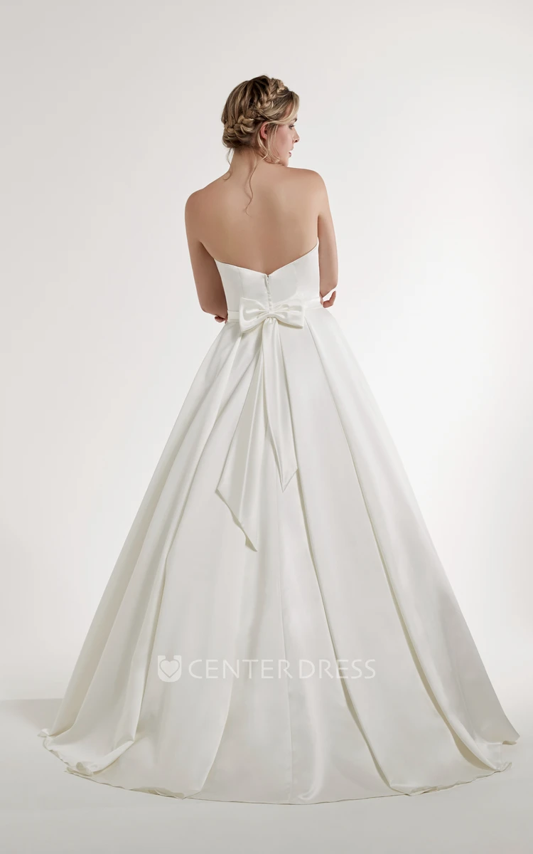 Ball-Gown Jeweled Strapless Long Sleeveless Satin Wedding Dress With Backless Style And Bow