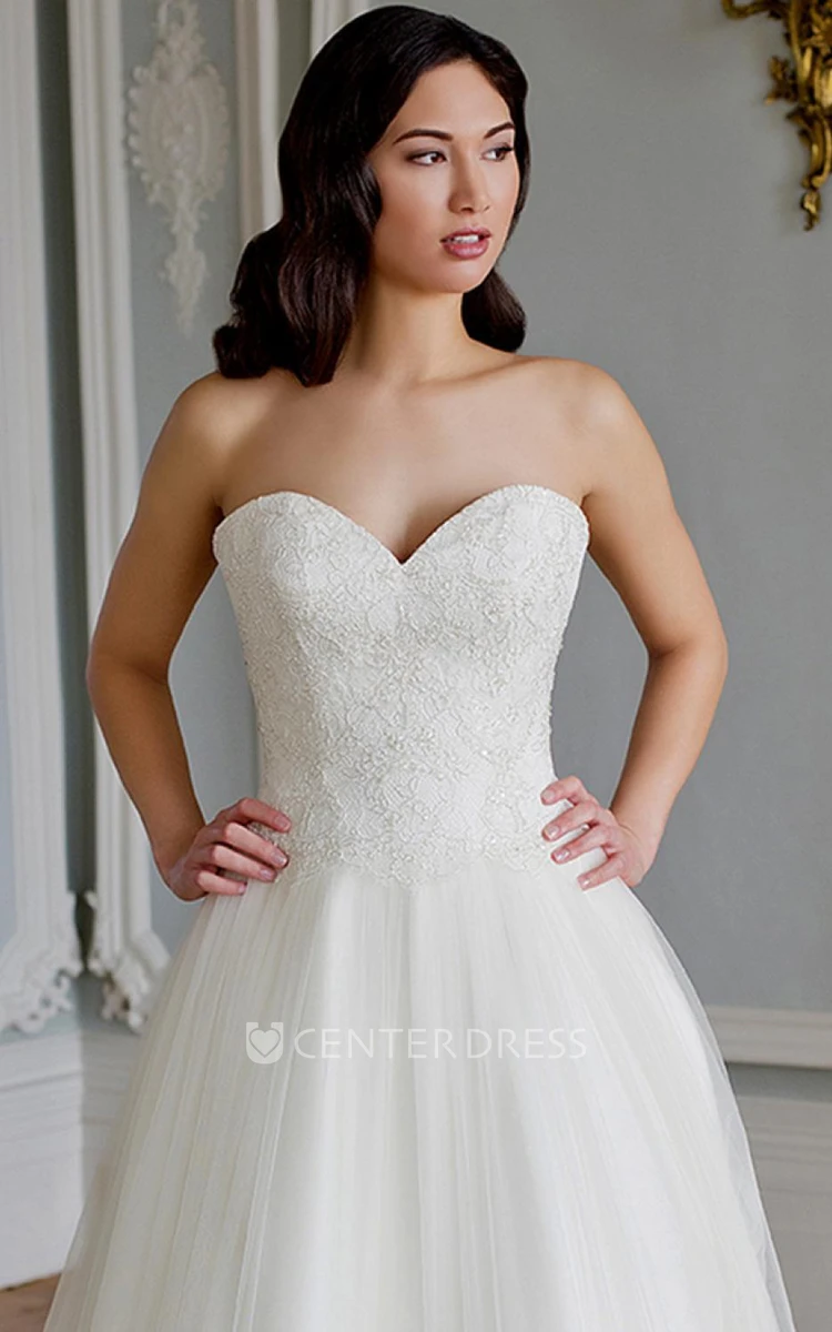 A-Line Sweetheart Tulle&Lace Wedding Dress With Court Train