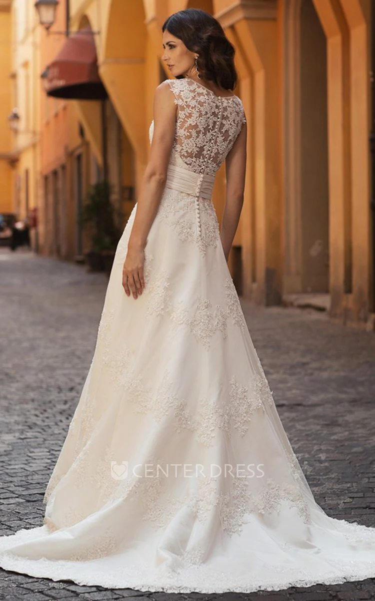 A-Line Scoop-Neck Sleeveless Appliqued Floor-Length Lace Wedding Dress