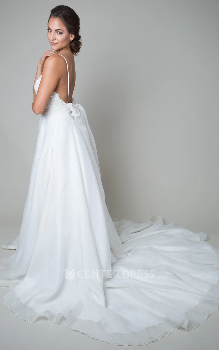 A-Line Spaghetti Appliqued Floor-Length Sleeveless Wedding Dress With Bow