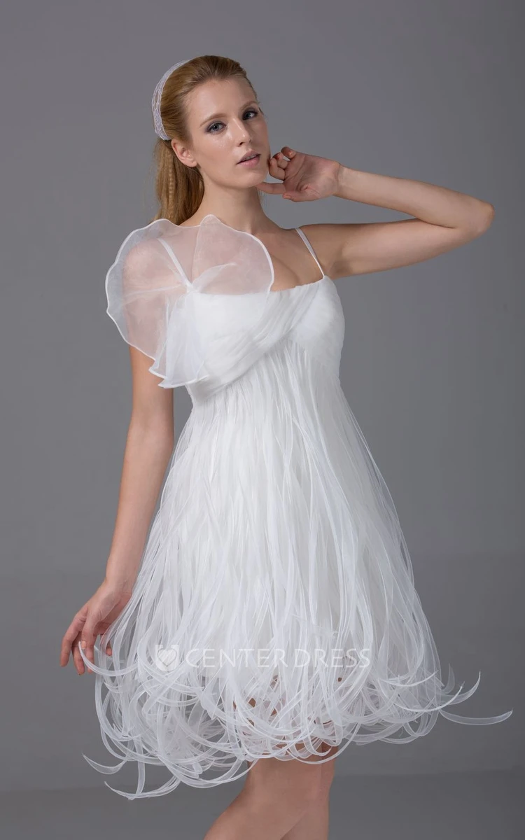 Lovely Spaghetti-Strap Knee-Length Organza Wedding Dress With Thread Design