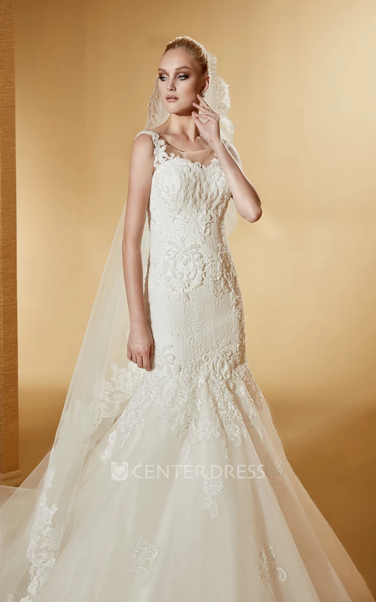 Square-Neck Mermaid Lace Long Wedding Dress With Exquisite Appliques And Brush Train