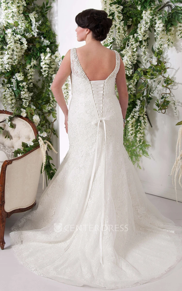 Floor-Length V-Neck Sleeveless Appliqued Lace Plus Size Wedding Dress With Beading