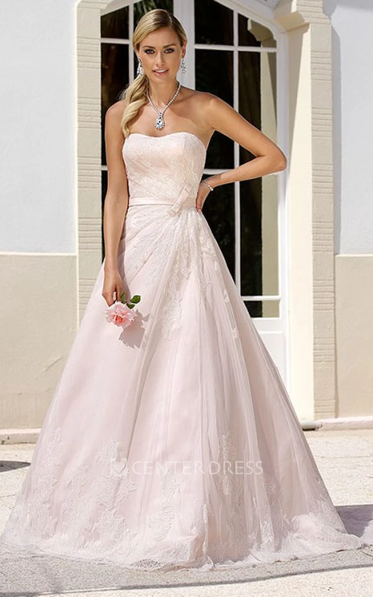 Maxi Strapless Appliqued Tulle Wedding Dress With Sweep Train
