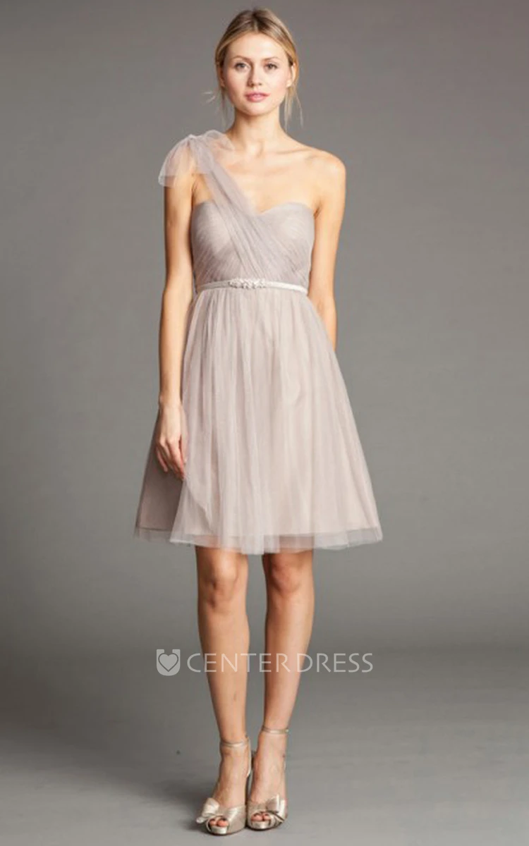 Short Sleeveless Halter Ruched Tulle Bridesmaid Dress With Broach