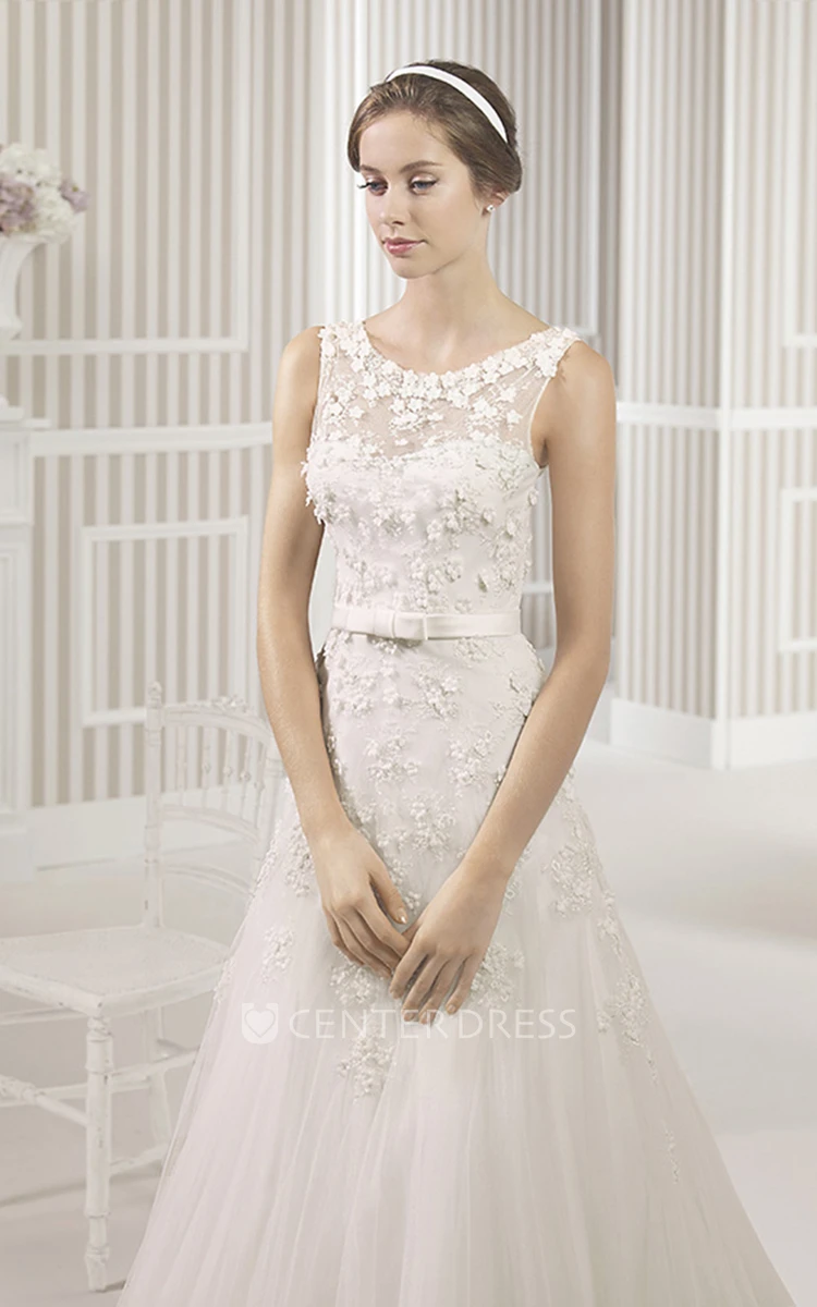 A-Line Floor-Length Sleeveless Scoop Floral Tulle Wedding Dress With Pleats
