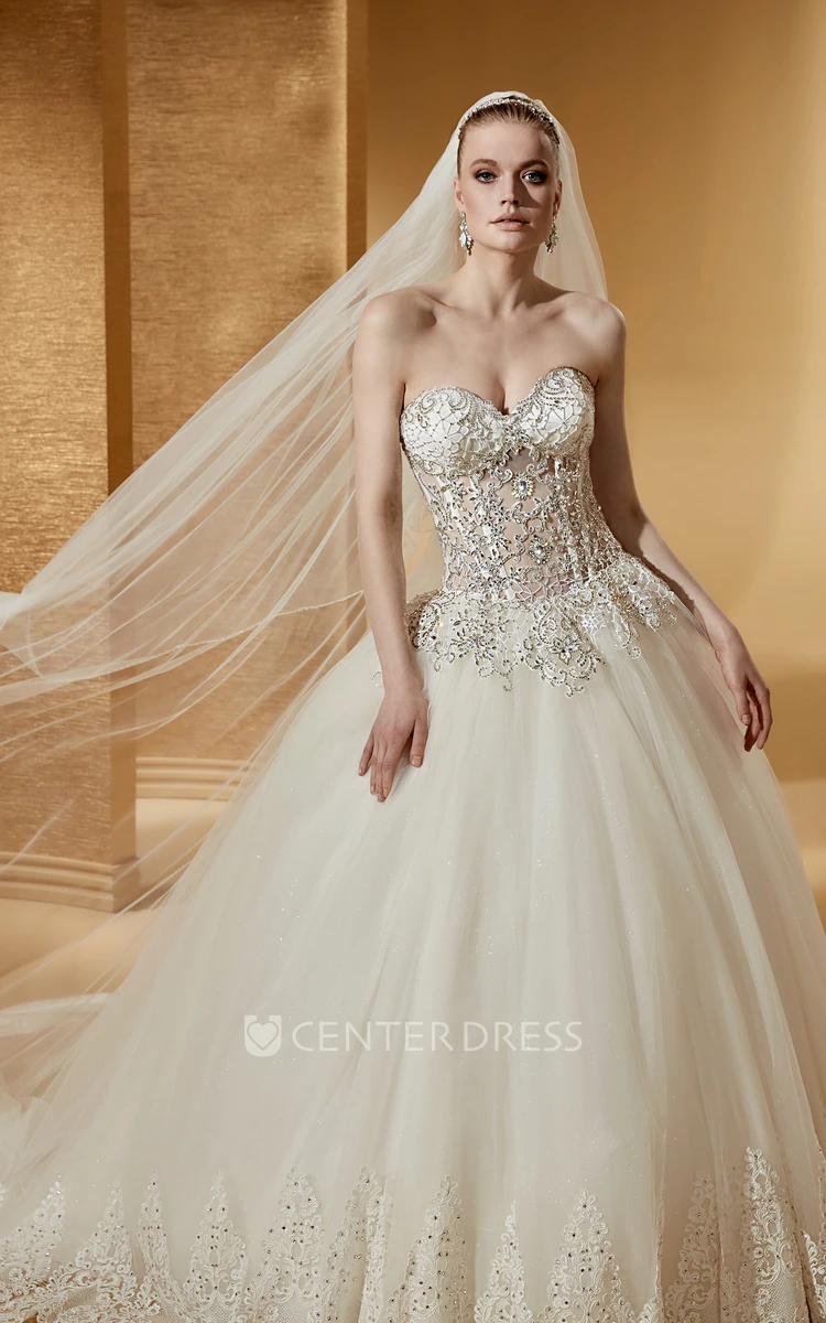 Elegant Sweetheart Ball Gown With Beaded Corset And Embroideries