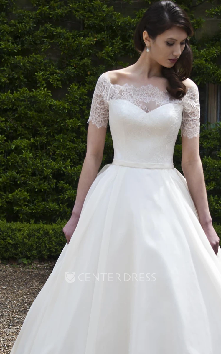 Ball Gown Bateau-Neck Short-Sleeve Tulle&Satin Wedding Dress
