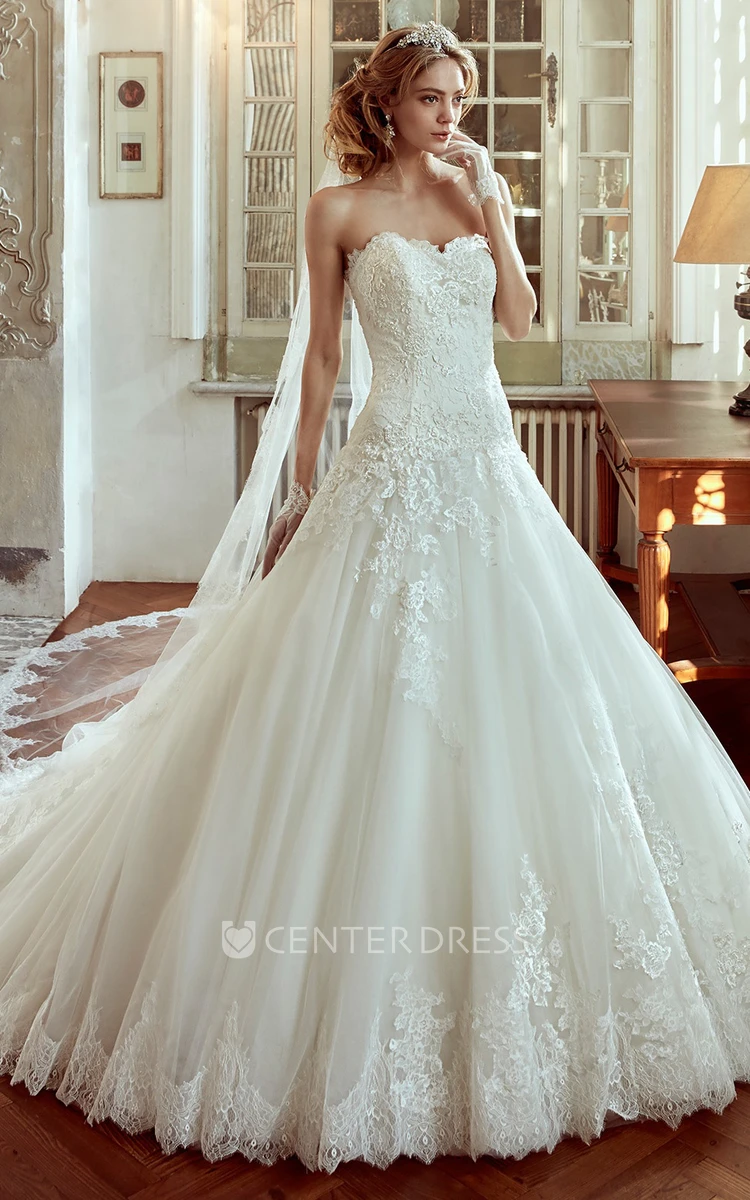 Sweetheart A-line Wedding Dress with Brush Train and Appliqued Bodice