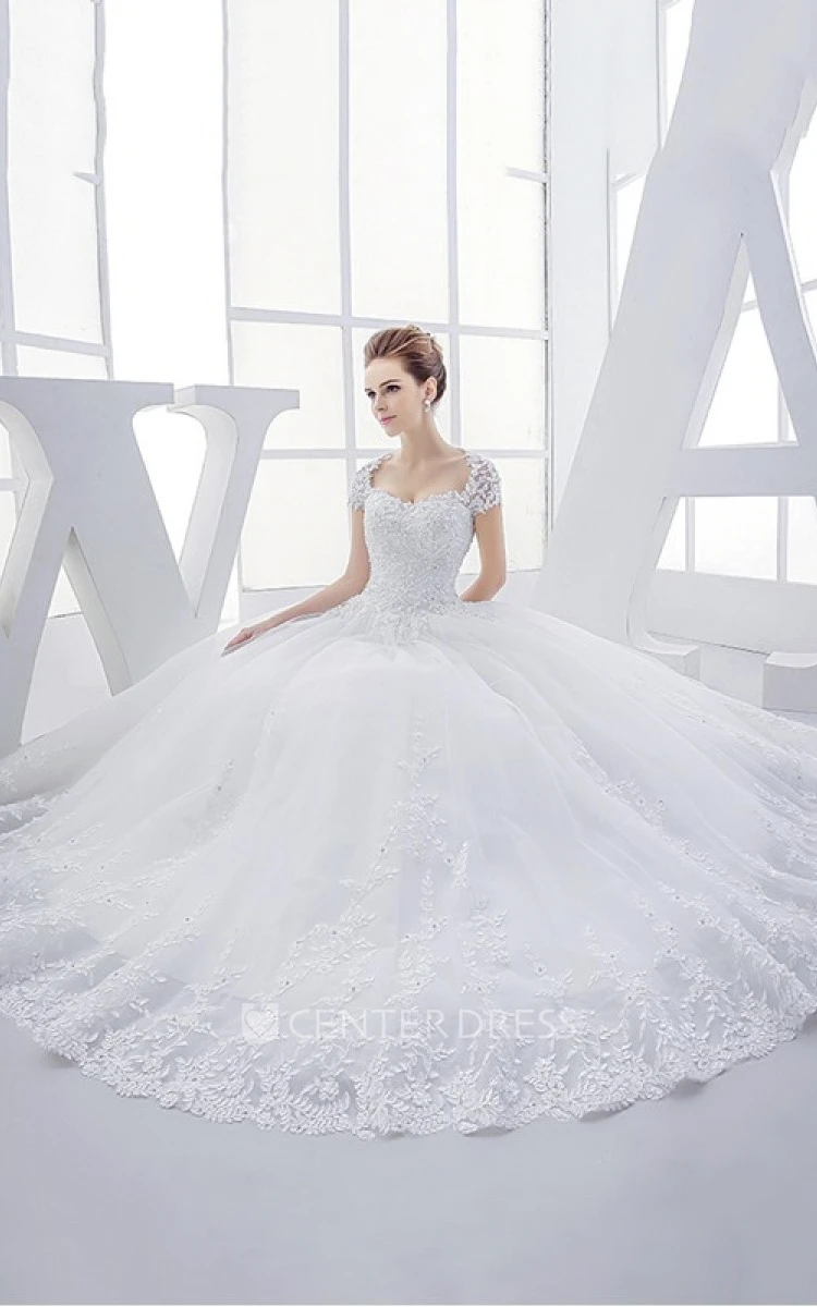 Queen Anne Lace Elegant Ball Gown Wedding Dress With Corset And Keyhole Back