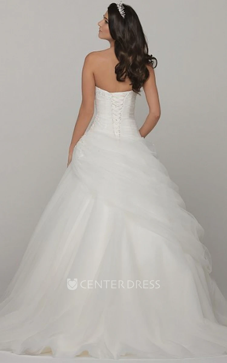 Ball Gown Sleeveless Strapless Long Beaded Tulle Wedding Dress With Pick Up