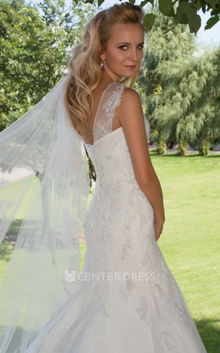 Trumpet Appliqued Floor-Length Scoop Sleeveless Wedding Dress With Corset Back And Court Train
