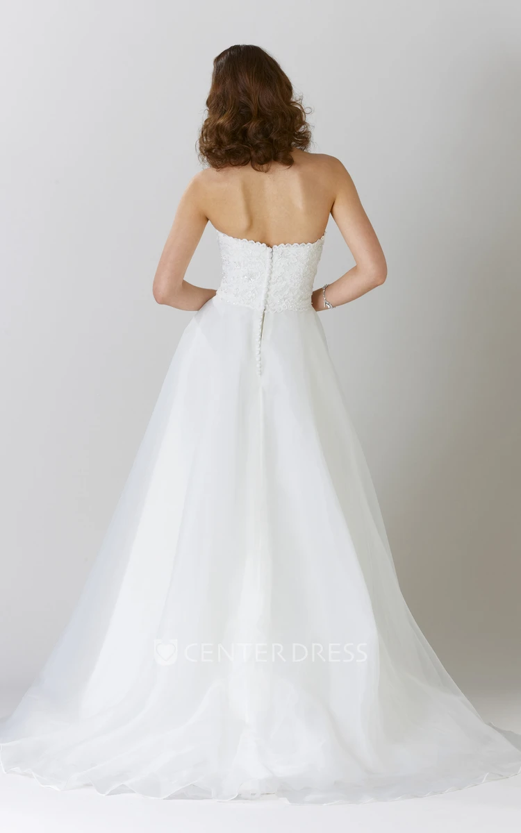 A-Line Sweetheart Tulle Wedding Dress With Beading And Sweep Train