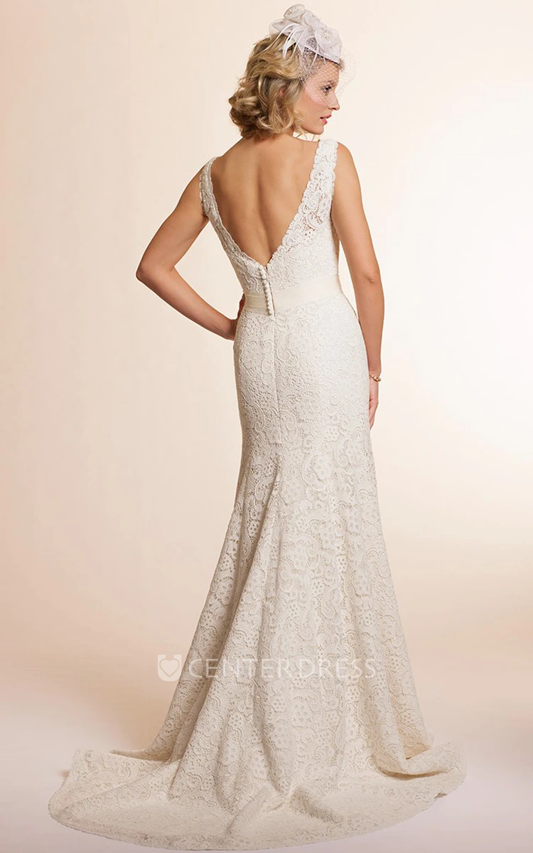 Sheath V-Neck Long-Sleeveless Lace Wedding Dress With V Back