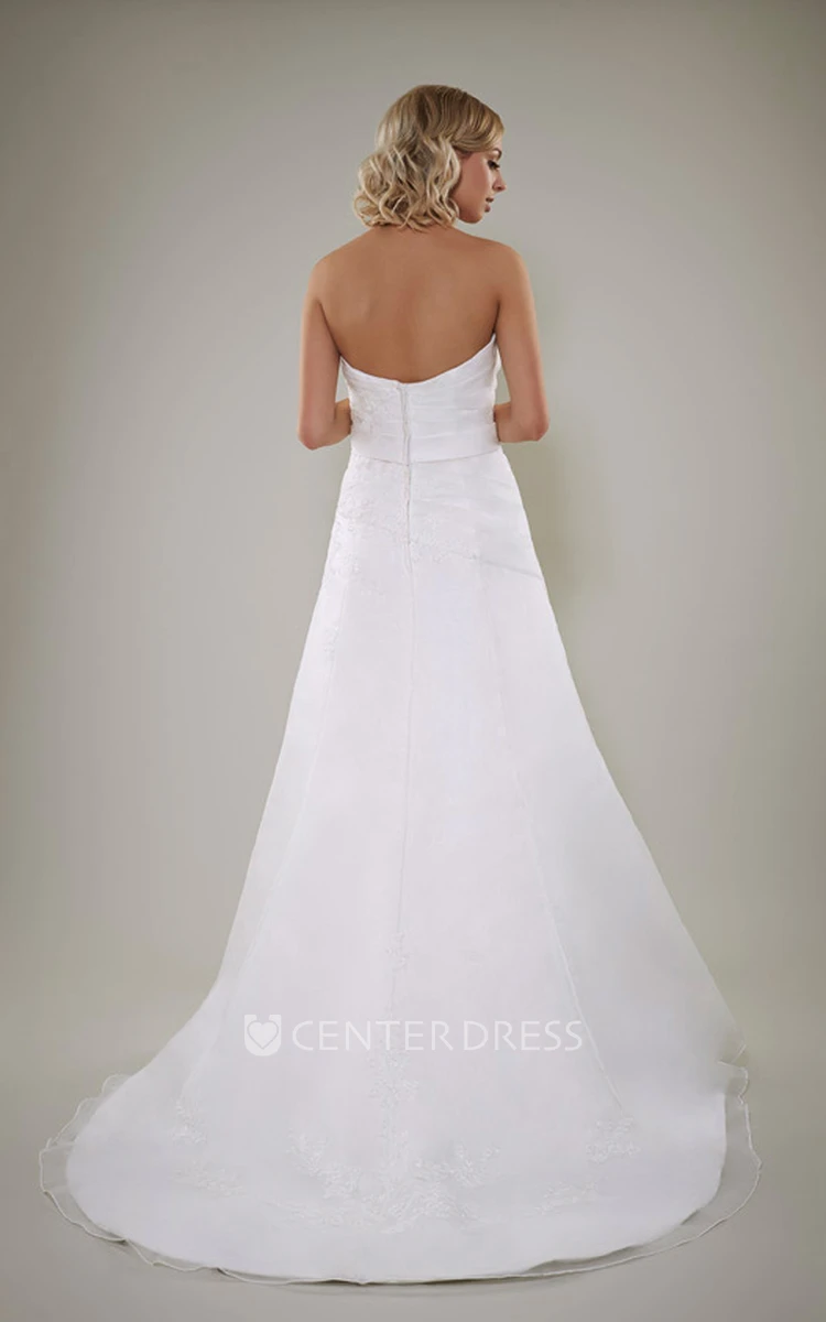 A-Line Sleeveless Floral Sweetheart Satin Wedding Dress