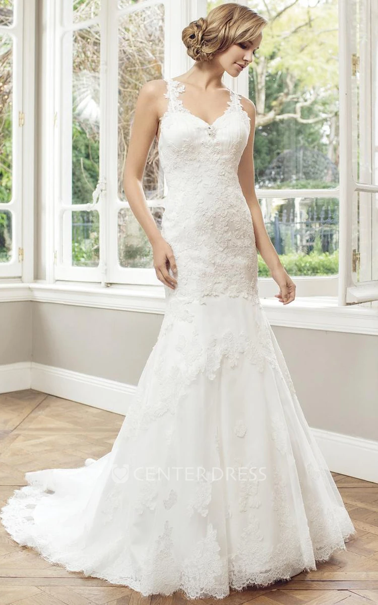Sheath Maxi Appliqued Sleeveless V-Neck Lace Wedding Dress With Court Train And Backless Style