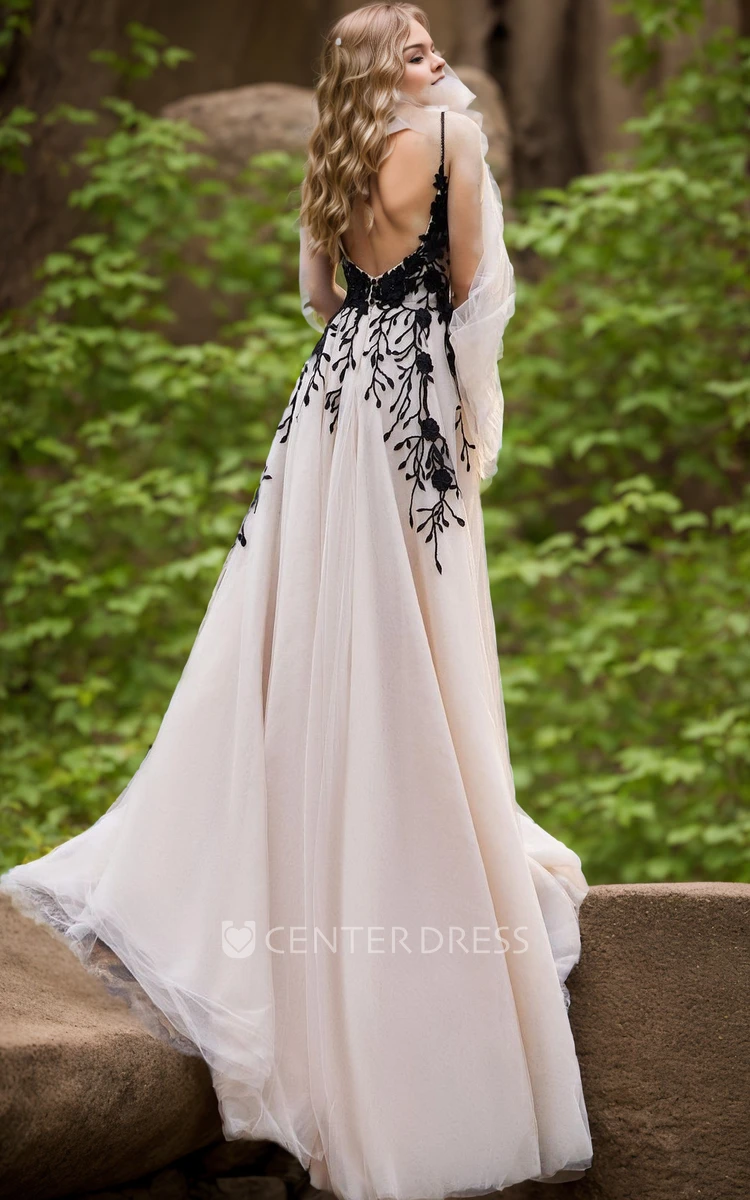 Elegant A-Line Straps Black Lace Wedding Dress Romantic V-Neck Open Back Appliques Sexy Beach Gown
