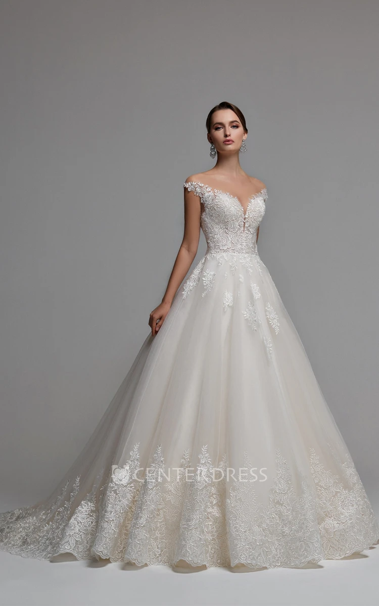 Sexy V-neck Ball Gown Tulle Wedding Dress with Appliques