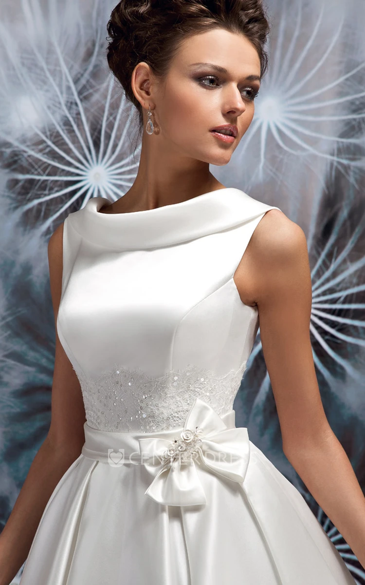 A-Line Floor-Length Bowed Sleeveless Satin Wedding Dress With Beading