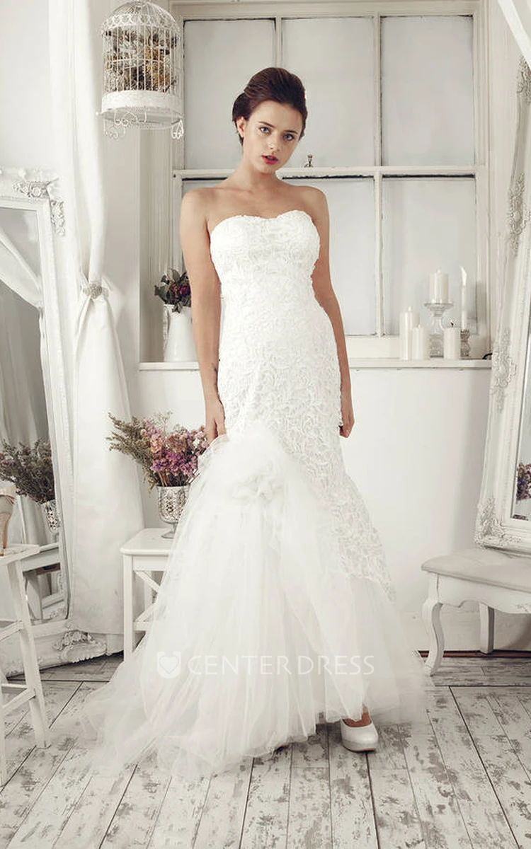 Trumpet Strapless Long Tulle Wedding Dress With Lace