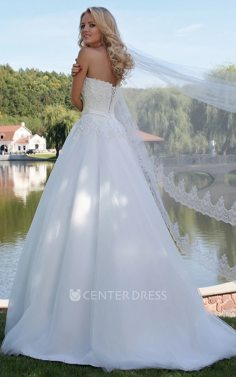 Ball Gown Jeweled Strapless Tulle Wedding Dress With Lace And Lace Up