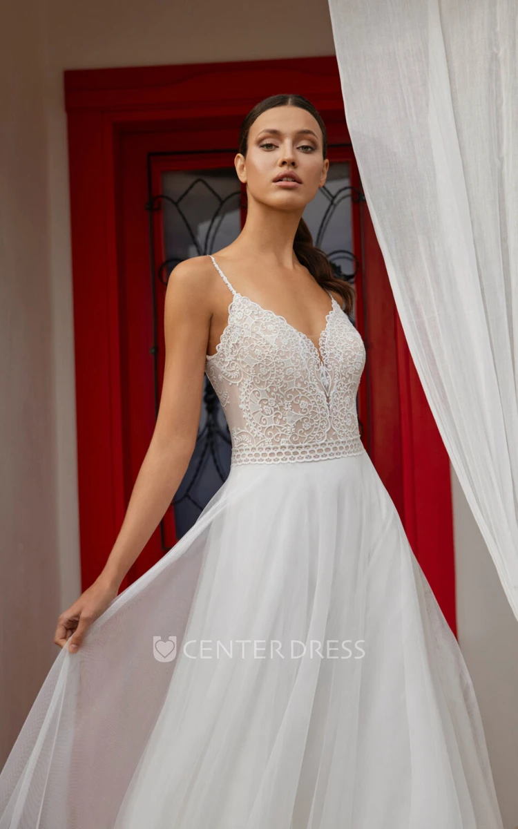 Bohemian Lace A-Line Chiffon Wedding Dress with Spaghetti Straps Unique Bridal Gown