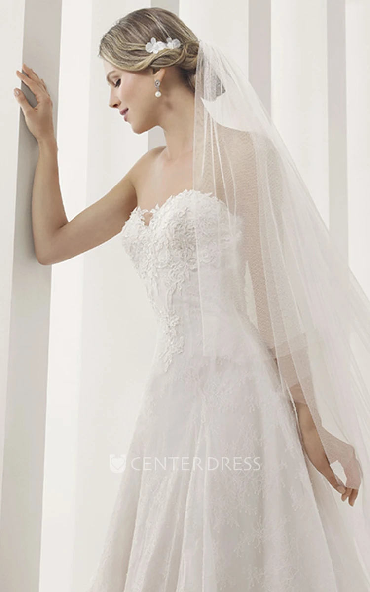 Sweetheart A-Line Pleated Lace Gown With Applique Details