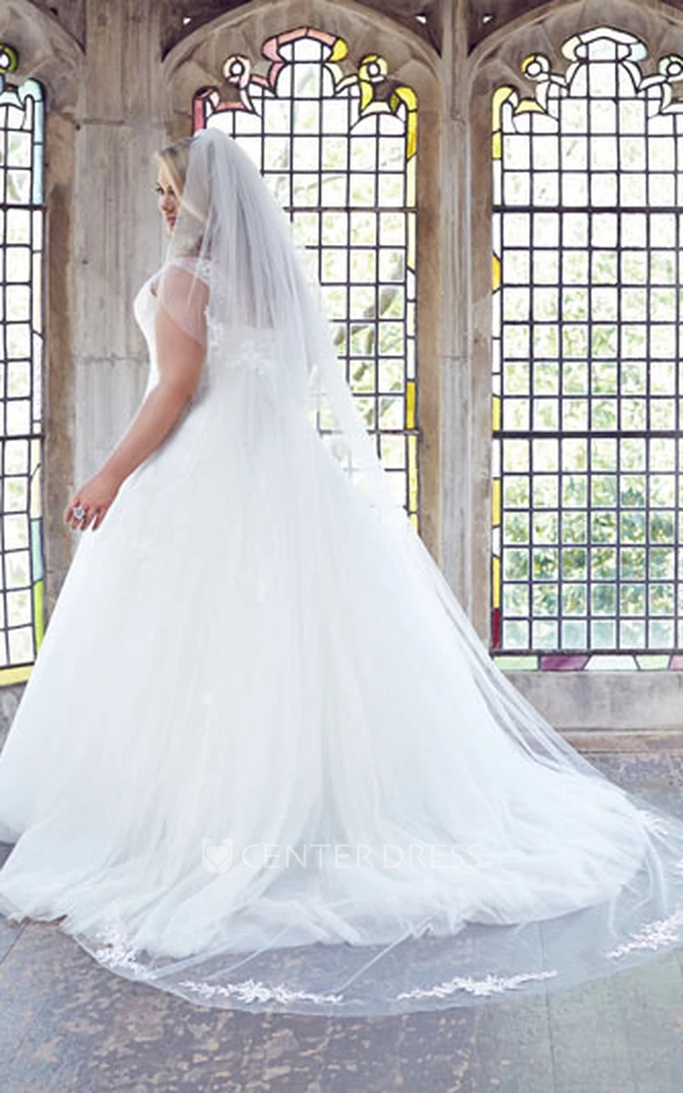 A-Line Sleeveless Floor-Length Scoop Appliqued Tulle Wedding Dress With Court Train And Illusion Back