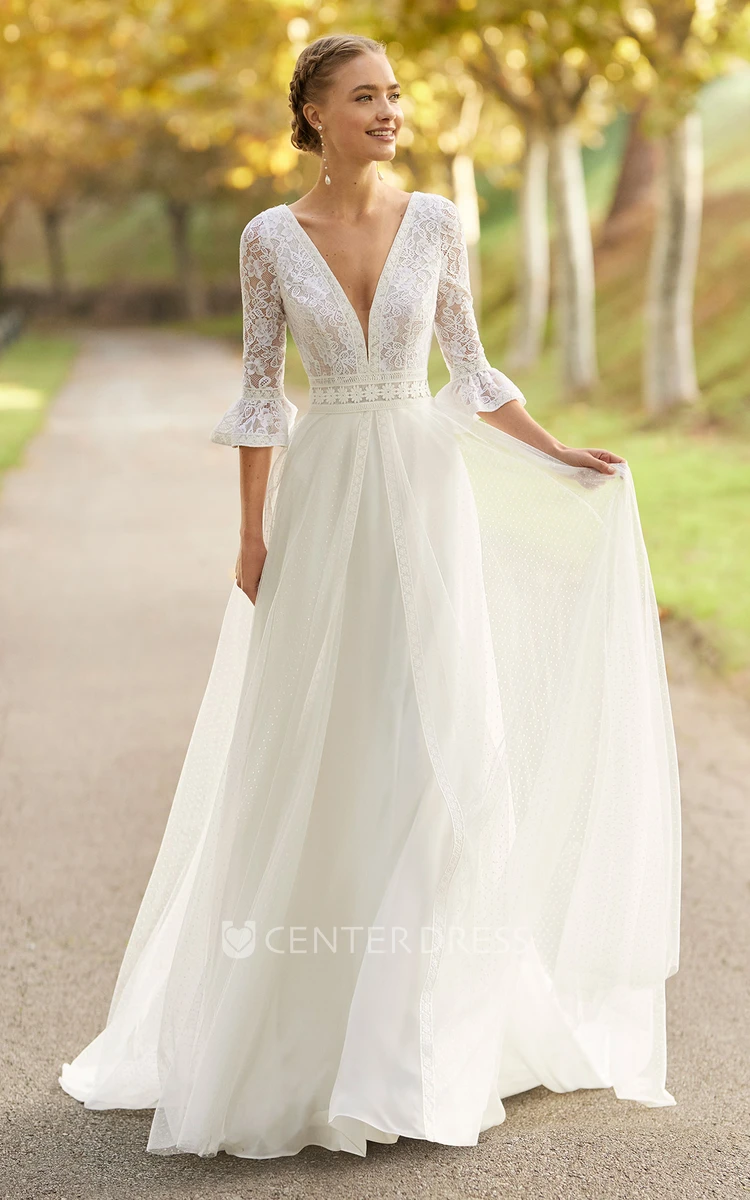 Bohemian Tulle V-Neck Wedding Dress with Button Back and Appliques Unique Bridal Gown
