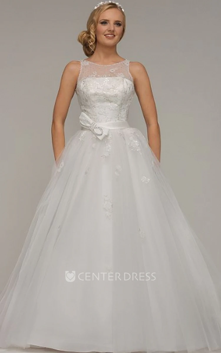 Ball Gown Bowed Scoop-Neck Floor-Length Sleeveless Tulle Wedding Dress With Beading And Appliques