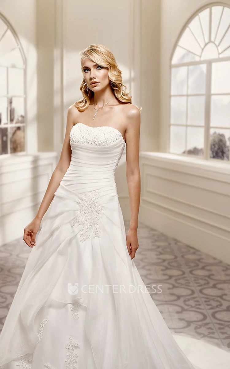 A-Line Strapless Appliqued Sleeveless Maxi Satin Wedding Dress With Draping
