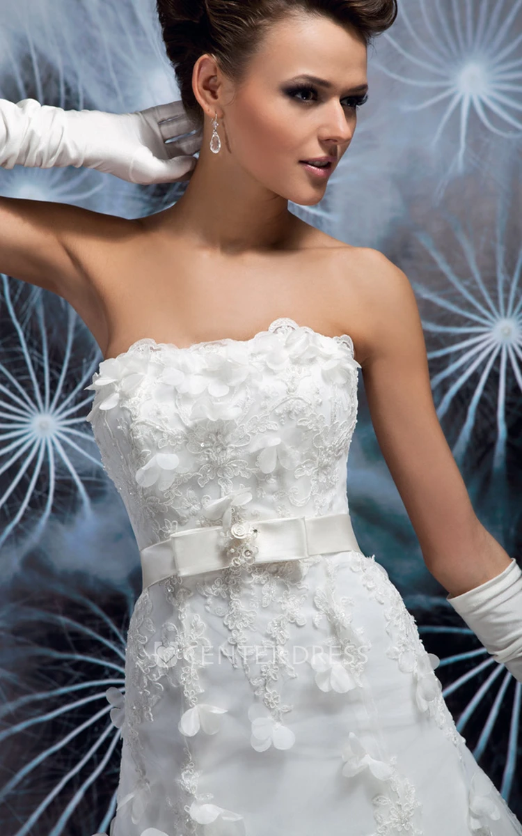 A-Line Strapless Sleeveless Floral Long Satin Wedding Dress With Backless Style And Bow
