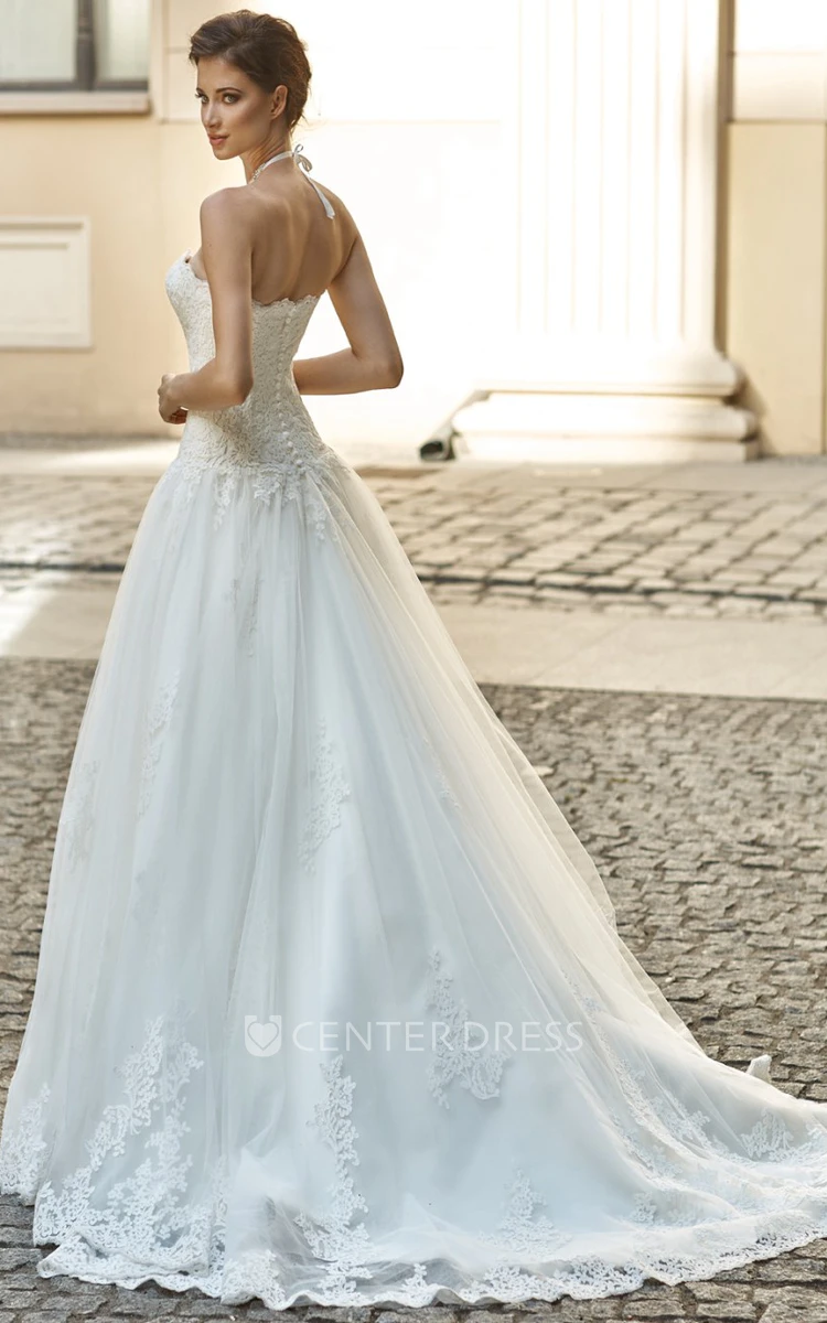 A-Line Appliqued Floor-Length Sleeveless Sweetheart Lace Wedding Dress With Pleats