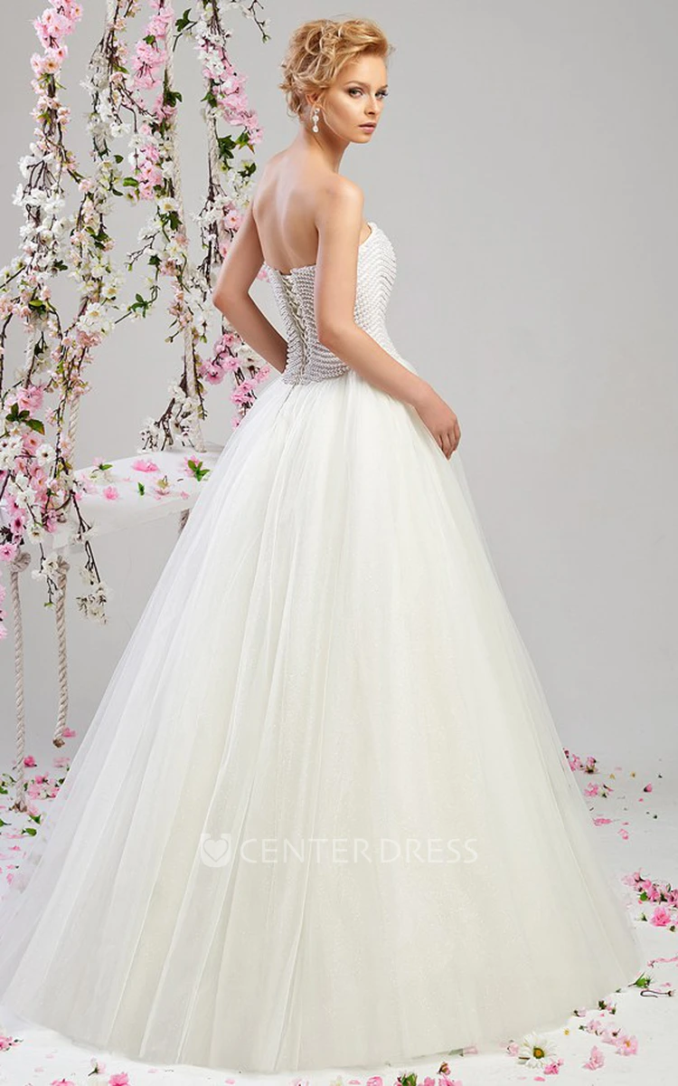Ball Gown Beaded Sleeveless Floor-Length Sweetheart Tulle Wedding Dress