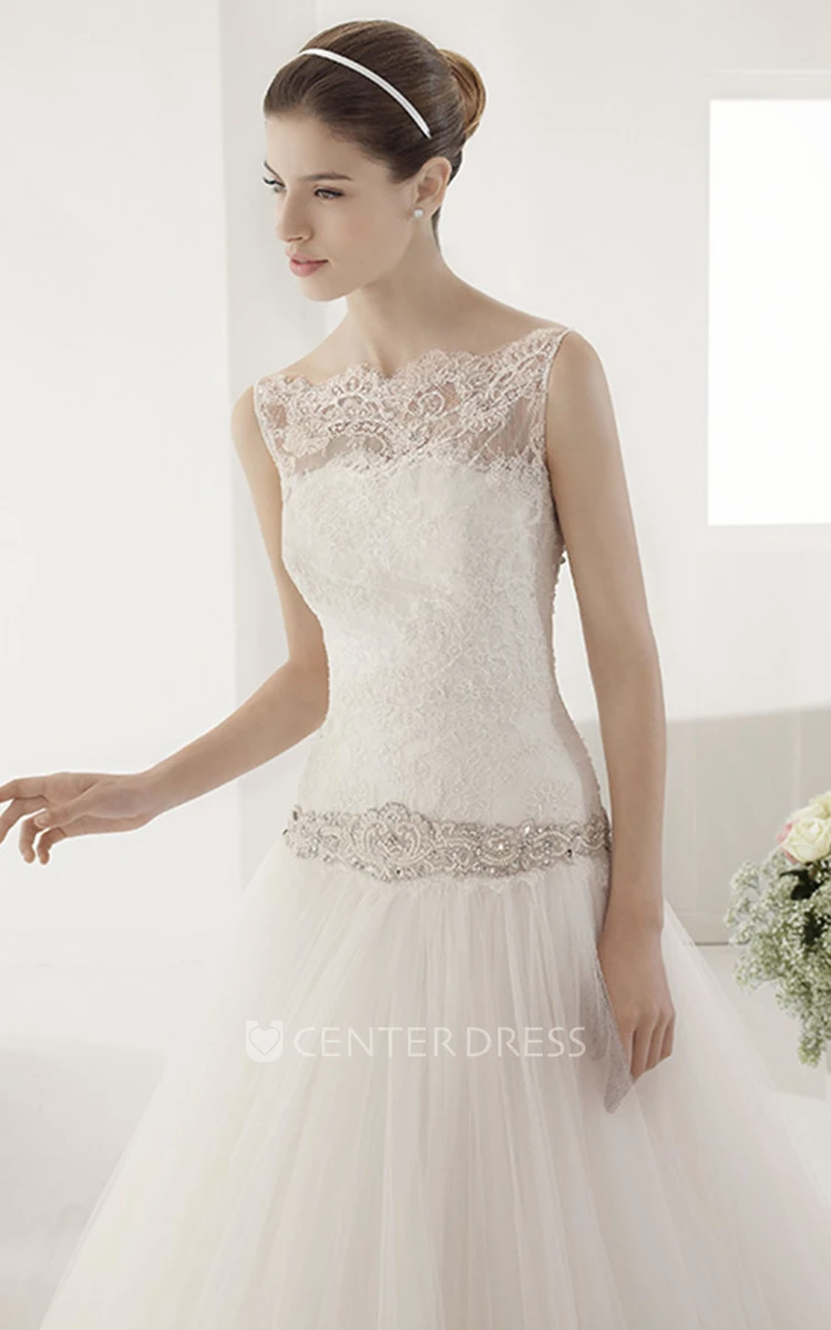 Scalloped Neck Drop Crystal Waist Tulle Ball Gown With Lace Top