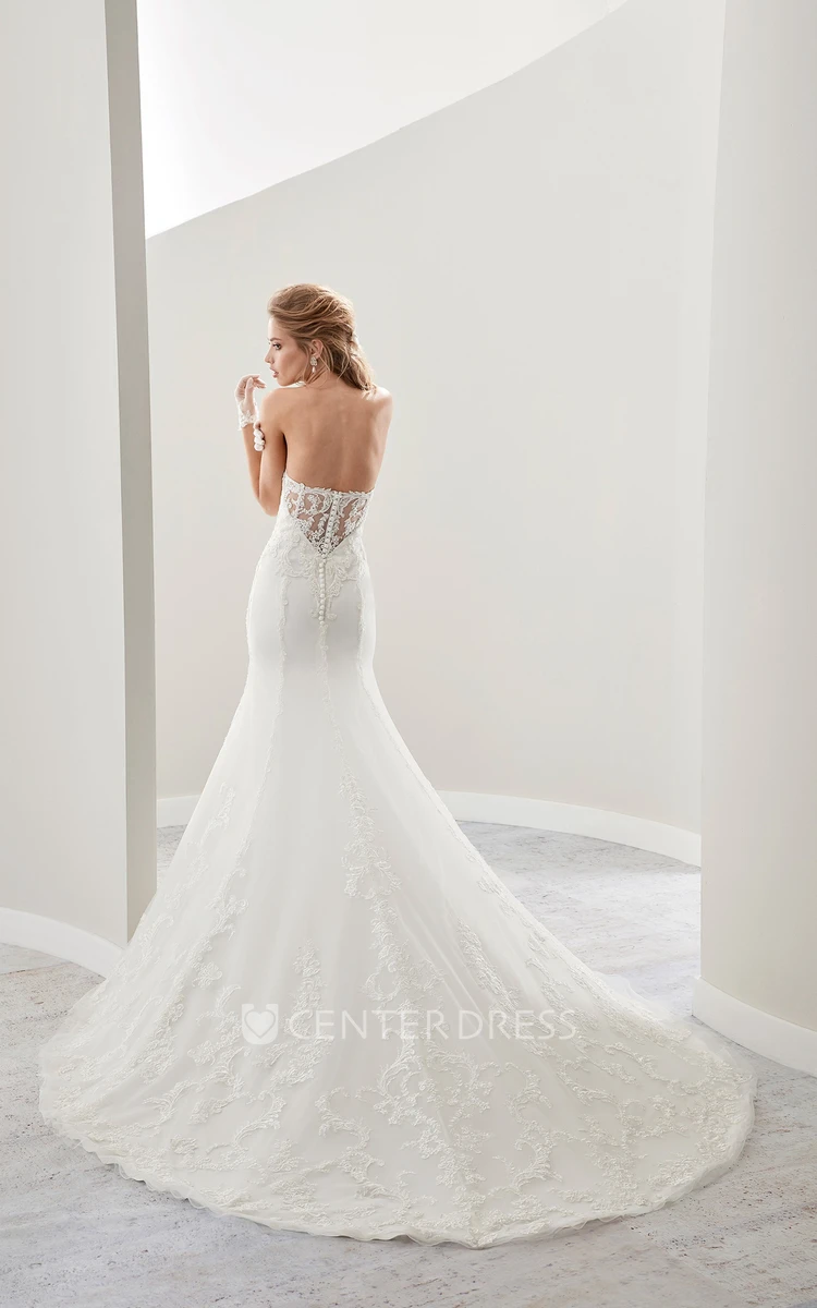 Strapless Mermaid Lace Gown With Illusive Details And Brush Train