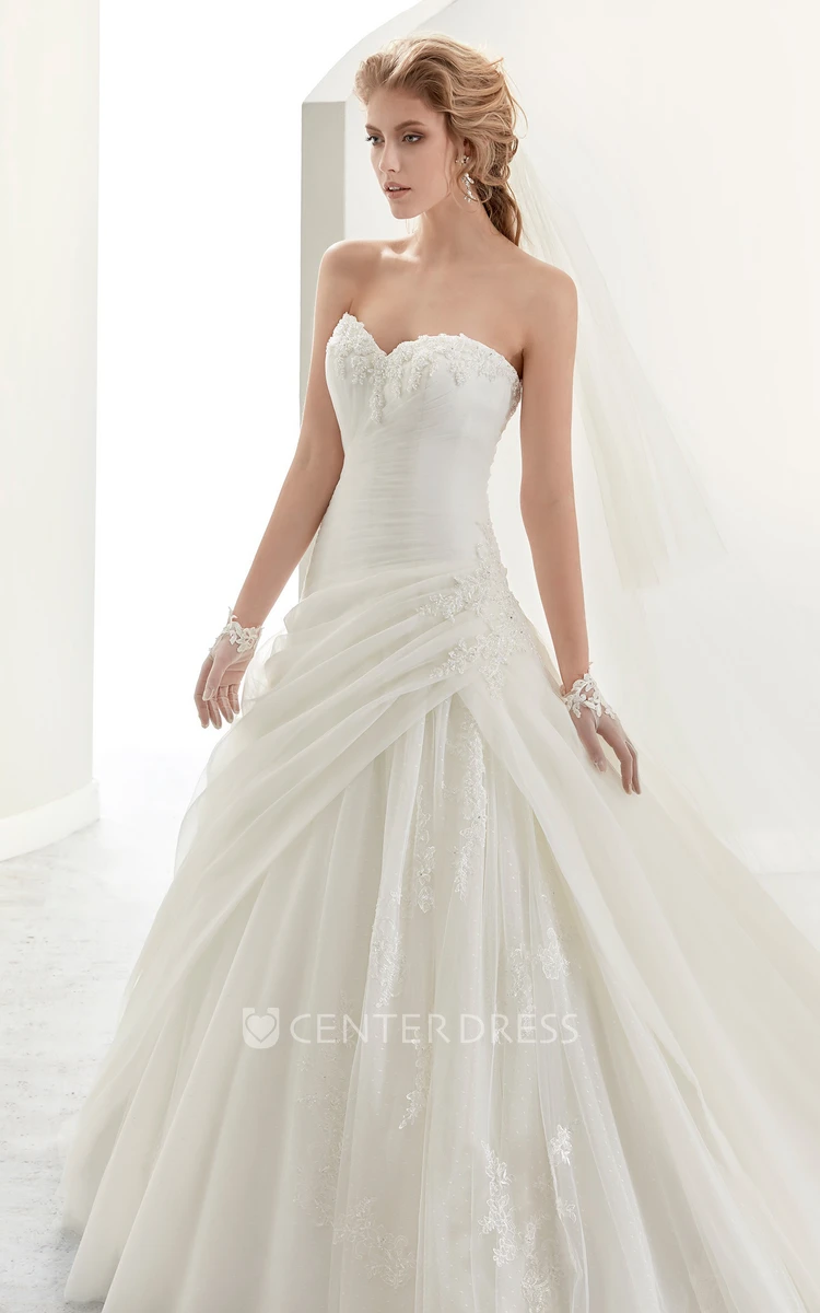 Sweetheart A-Line Appliques Bridal Gown With Pleated Details And Ruffles Overlayer