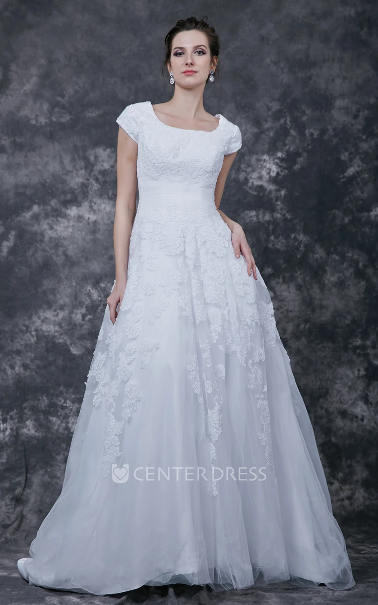 Vintage Style Modest Lace Cap Sleeve Wedding Dress With Court Train