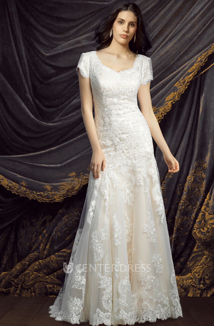 court neckline